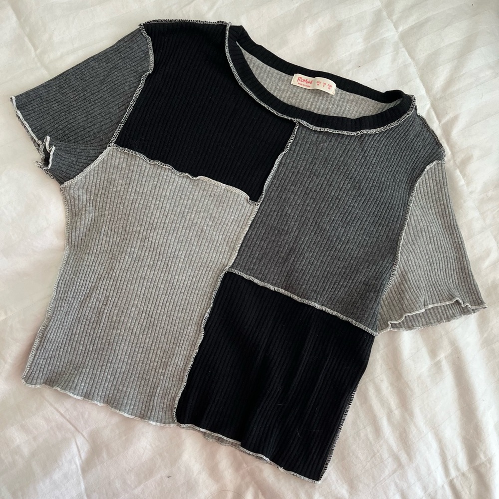 Black and Grey Color Block Crop Top